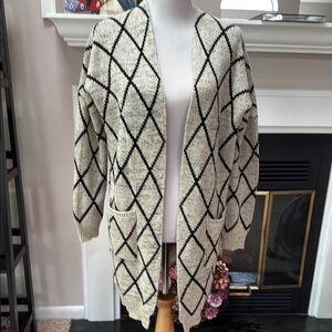 Diamond Patterned Cream and Black Women's Sweater
